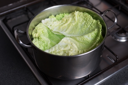 Preparazione Cannelloni di verza e porri con salsa di zucca - Fase 1 Preparazione Cannelloni di verza e porri con salsa di zucca - Fase 1