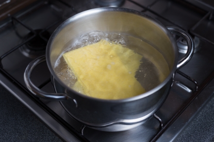 Preparazione Cannelloni di verza e porri con salsa di zucca - Fase 2 Preparazione Cannelloni di verza e porri con salsa di zucca - Fase 2