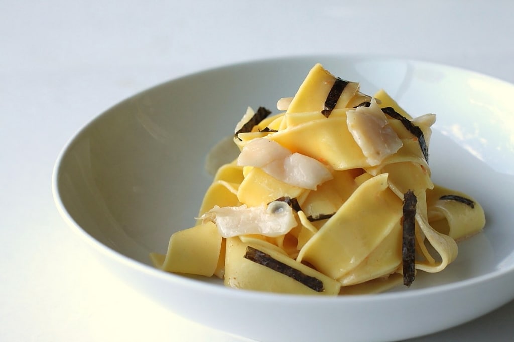 Ricetta Pappardelle con salsa di capesante allo zafferano Cucchiaio d