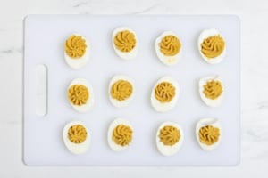 Preparazione Uova ripiene - Fase 5