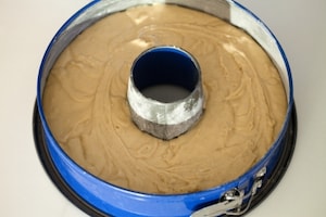 Preparazione Ciambella di Natale - Fase 3