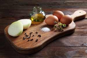 Preparazione Frittata di cipolle - Fase 1