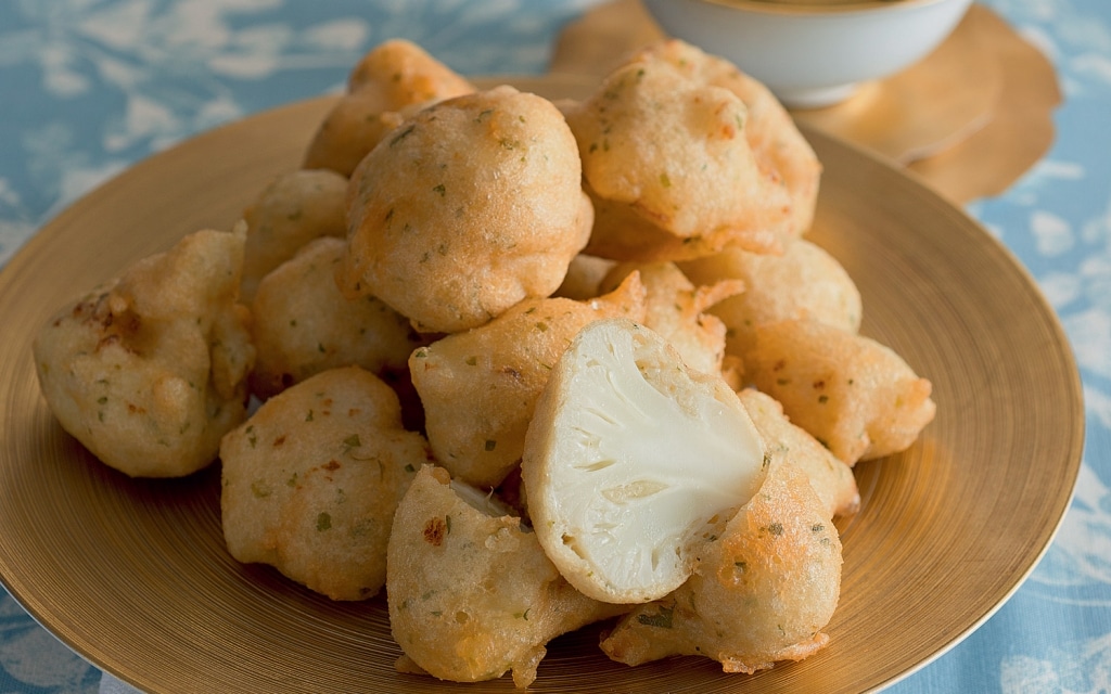 Frittelle di cavolfiore alle erbe aromatiche