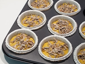 Preparazione Muffin alla zucca con cuore di gorgonzola - Fase 3