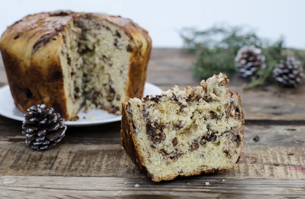 Pandolce con uvetta e gocce di cioccolato ricetta