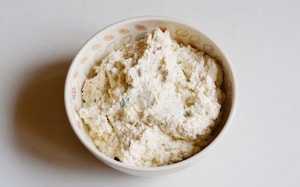 Preparazione Polpette di ricotta al sugo - Fase 1