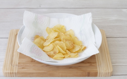 Preparazione Purè di patate con scalogno, rosmarino e chips croccanti - Fase 6 Preparazione Purè di patate con scalogno, rosmarino e chips croccanti - Fase 6