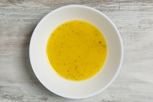 Preparazione Spaghetti olio, limone, bottarga e ragusano - Fase 1