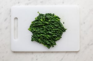 Preparazione Torta greca con spinaci e feta (Spanakopita) - Fase 1