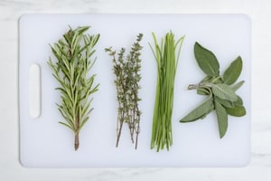 Preparazione Torta salata al cavolo rosso e gorgonzola con frolla all'olio d'oliva - Fase 1