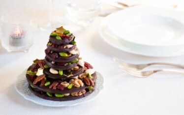 Alberello di Natale di cioccolato e frutta secca