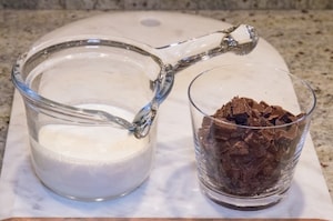 Preparazione Alberello di Natale di cioccolato e frutta secca - Fase 5