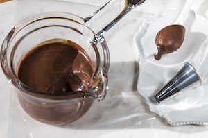 Preparazione Alberello di Natale di cioccolato e frutta secca - Fase 5