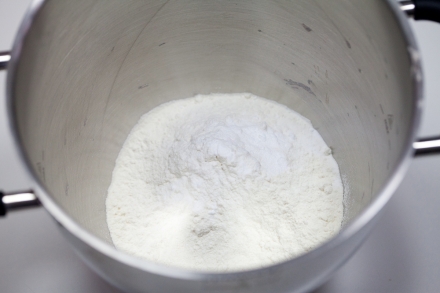 Preparazione Alberello di Natale di pan di zenzero - Fase 1 Preparazione Alberello di Natale di pan di zenzero - Fase 1