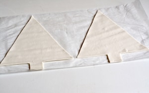 Preparazione Albero di Natale di pasta sfoglia alla Nutella - Fase 1