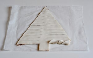 Preparazione Albero di Natale di pasta sfoglia alla Nutella - Fase 2