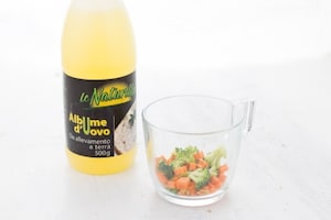 Preparazione Albumi in tazza - Fase 1