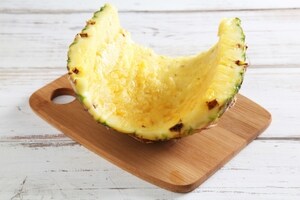 Preparazione Ananas di formaggio - Fase 3