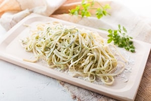 Preparazione Fettuccine di albumi - Fase 3