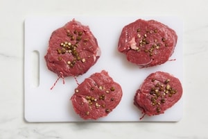 Preparazione Filetto al pepe verde - Fase 1