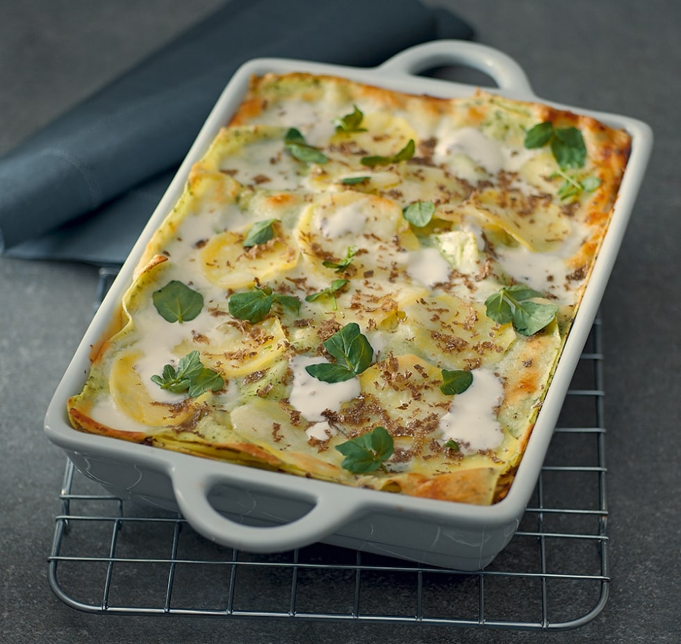 Lasagne verdi con patate e tartufo ricetta