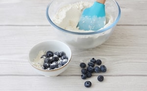 Preparazione Muffin ai mirtilli - Fase 2