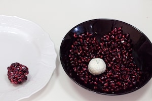 Preparazione Palline di formaggio e melagrana - Fase 4