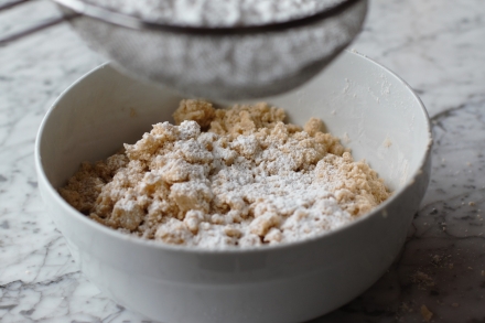 Preparazione Torta della nonna - Fase 1 Preparazione Torta della nonna - Fase 1
