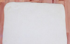 Preparazione Treccia dolce con crema pasticcera e crema di nocciole  - Fase 3