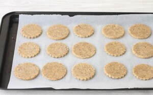 Preparazione Biscotti all'amaranto - Fase 6