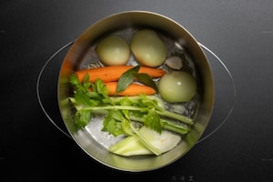 Preparazione Brodo vegetale - Fase 1