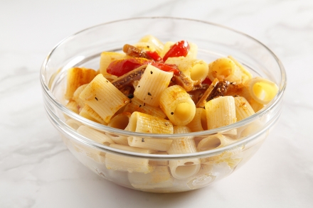 Preparazione Maniche di frate con lardo, fichi secchi e curcuma - Fase 3 Preparazione Maniche di frate con lardo, fichi secchi e curcuma - Fase 3