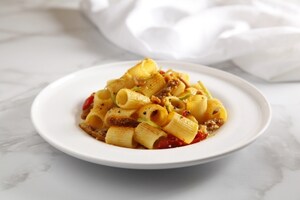 Preparazione Maniche di frate con lardo, fichi secchi e curcuma - Fase 3