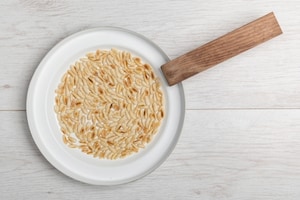 Preparazione Penne al tonno, finocchietto e zafferano - Fase 1