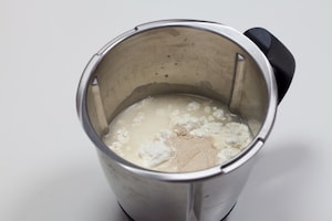 Preparazione Pizza con il Bimby - Fase 1