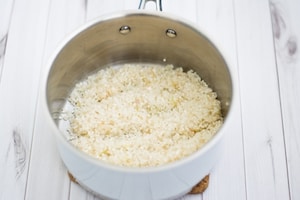 Preparazione Risotto alla barbabietola rossa e robiola - Fase 2