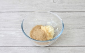 Preparazione Torta rovesciata alle banane - Fase 1