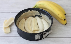 Preparazione Torta rovesciata alle banane - Fase 2