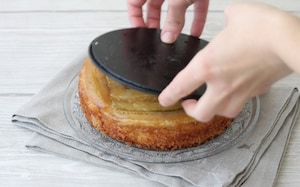 Preparazione Torta rovesciata alle banane - Fase 6