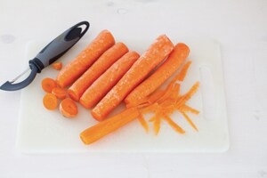 Preparazione Vellutata di carote, zenzero e ceci speziati - Fase 1