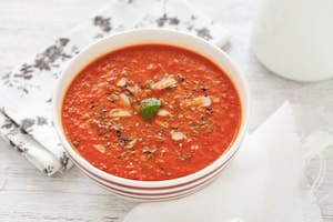 Preparazione Zuppa al pomodoro e curcuma - Fase 4