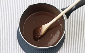 Preparazione Crostata con ganache al cioccolato e crema al mascarpone  - Fase 3