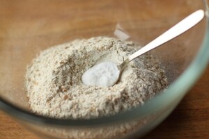 Preparazione Fette biscottate di farro integrale ai semi - Fase 1