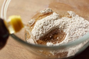 Preparazione Fette biscottate di farro integrale ai semi - Fase 1