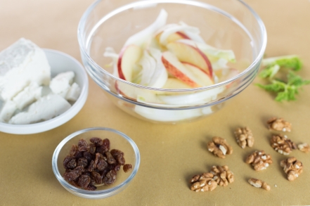 Preparazione Insalata di finocchi e mele - Fase 1 Preparazione Insalata di finocchi e mele - Fase 1