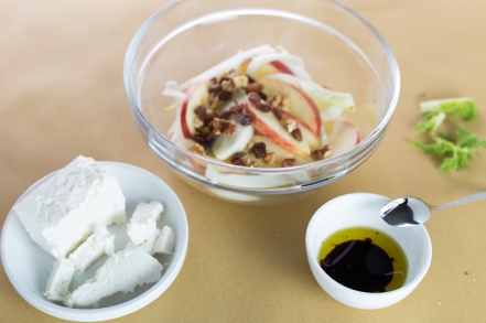 Preparazione Insalata di finocchi e mele - Fase 2 Preparazione Insalata di finocchi e mele - Fase 2