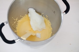 Preparazione Rotolo al cioccolato con crema al mascarpone - Fase 2