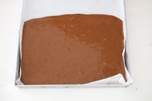 Preparazione Rotolo al cioccolato con crema al mascarpone - Fase 3