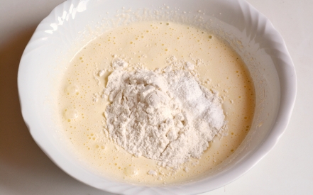 Preparazione Torta ai mirtilli - Fase 2 Preparazione Torta ai mirtilli - Fase 2
