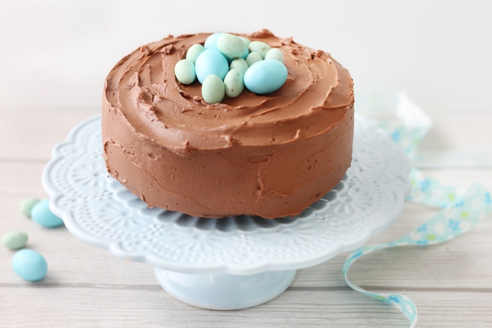 Torta al cacao con crema al mascarpone e cioccolato ricetta